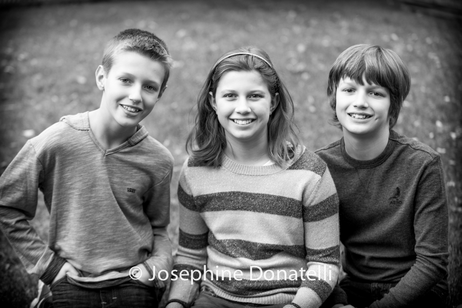 Holiday-Family-Portraits-Black-and-White-Josie-Donatelli-Captured-Event